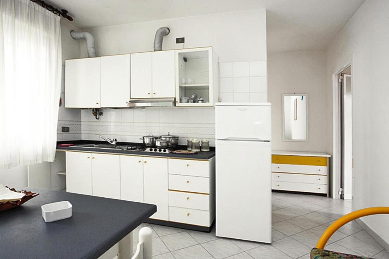 Apartment In Rosolina Mare With A Shared Pool المظهر الخارجي الصورة